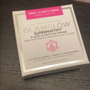 Glam glow mattifying primer